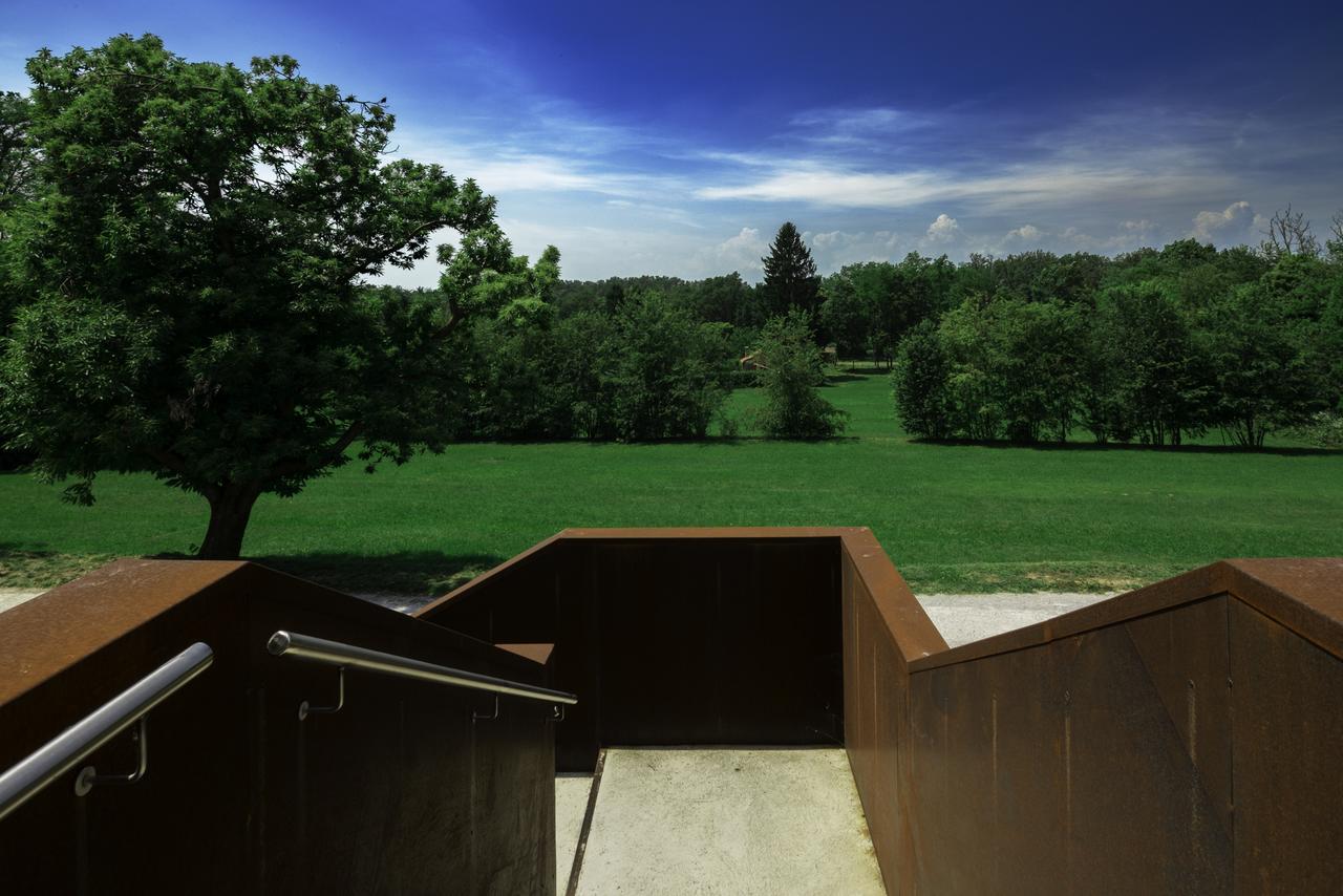 Albergue Cascina Monte Diviso Gallarate Exterior foto