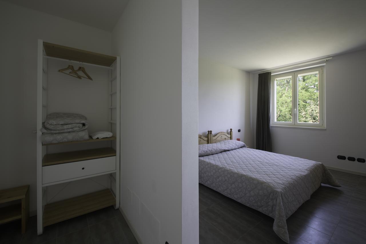 Albergue Cascina Monte Diviso Gallarate Exterior foto